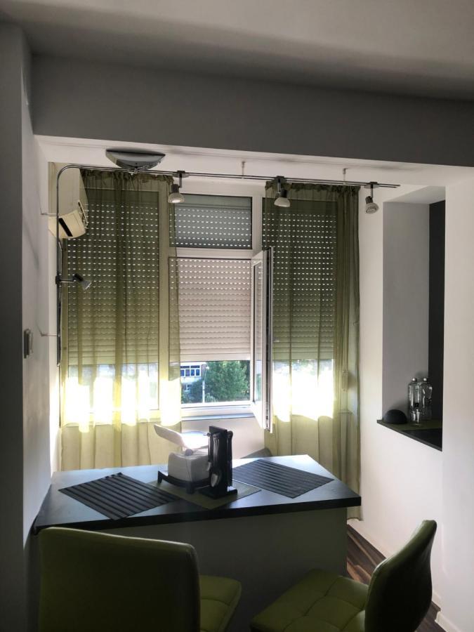 Open Space Mini Craiovei Piteşti Eksteriør bilde